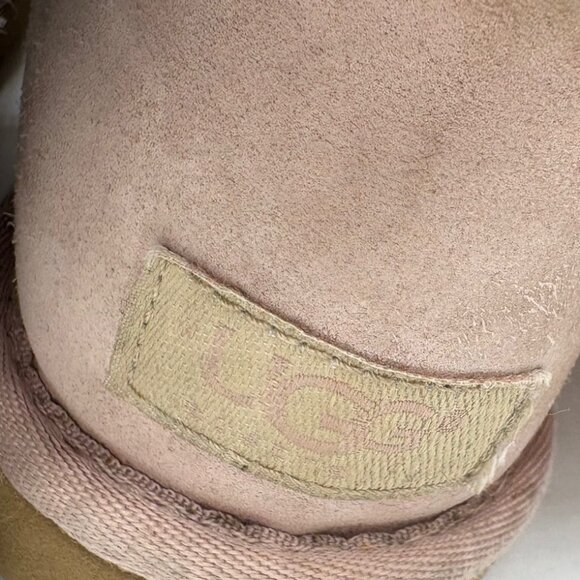 UGG Boots Romantic Flower Classic Tall Winter Women Size 7 Sheepskin *RARE* - Picture 9 of 12